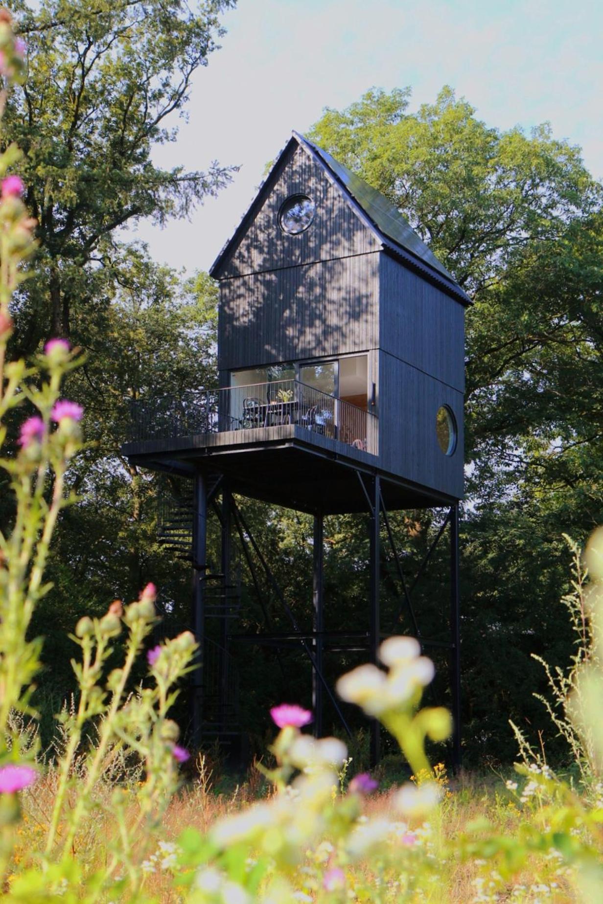 Buitenverblijf Nest Vakantiehuis
